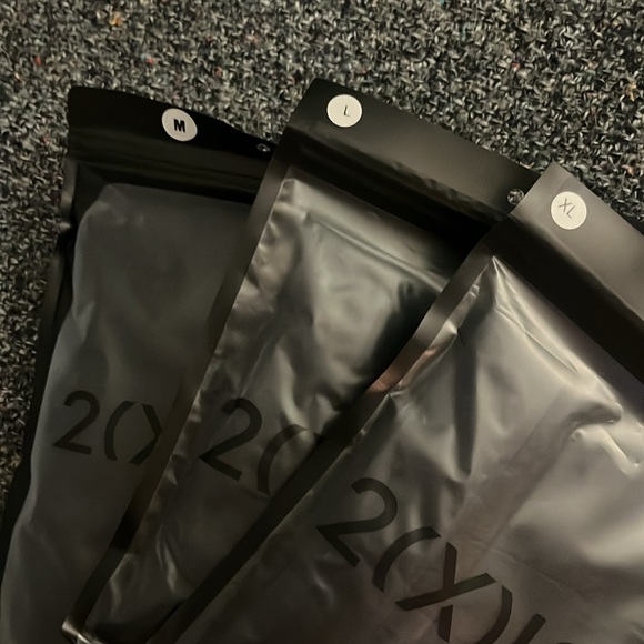 2XIST Low Rise Trunk 3 Pack NWT UNOPENED!!! Large - Picture 9 of 10